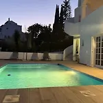 בית נופש Solar Dos Lirios *