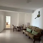 Solar Dos Lirios