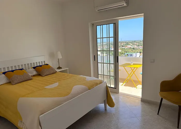 Dom wakacyjny Solar Dos Lirios