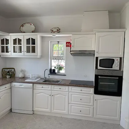 Solar Dos Lirios 펜션 *