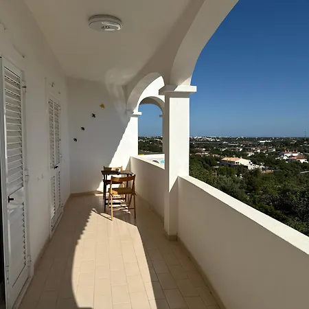 Solar Dos Lirios Holiday home *